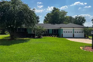 416 Azalea Dr, Baytown, TX 77520 - Photo 2