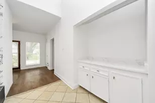 11415 Ella Lee Ln, Houston, TX 77077 - Photo 4
