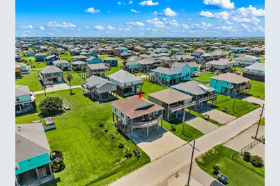 853 Wommack, Crystal Beach, TX 77650 - Photo 44