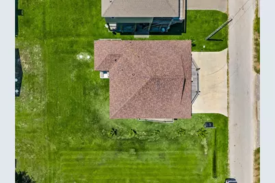 853 Wommack, Crystal Beach, TX 77650 - Photo 6