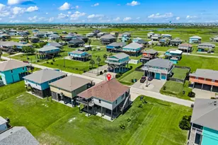 853 Wommack, Crystal Beach, TX 77650 - Photo 42