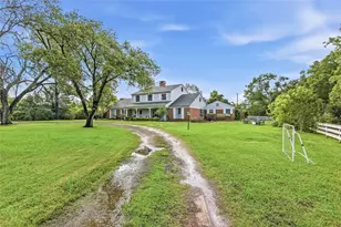 583 Lazy Ln, Madisonville, TX 77864 - Photo 2
