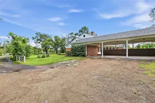 583 Lazy Ln, Madisonville, TX 77864 - Photo 36