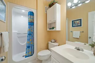 1401 E Beach Dr, Galveston, TX 77550 - Photo 20