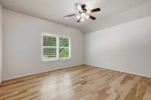 3 Avenswood Pl, The Woodlands, TX 77382 - Photo 18