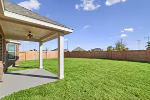 14129 Baikal Mnr Dr, Santa Fe, TX 77510 - Photo 6