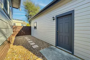 3715 Ave O 1/2, Galveston, TX 77550 - Photo 40