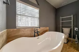 3715 Ave O 1/2, Galveston, TX 77550 - Photo 22