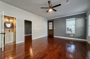 3715 Ave O 1/2, Galveston, TX 77550 - Photo 2