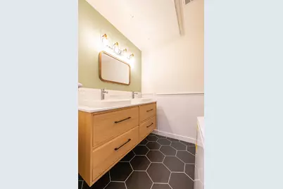 10049 Westpark Drive #125, Houston, TX 77042 - Photo 2