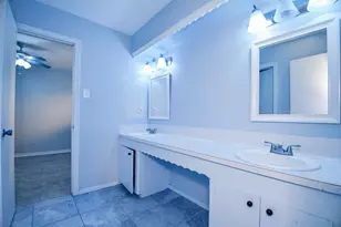 5810 Fontenelle Dr, Houston, TX 77035 - Photo 14