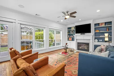 4417 Betty Street, Bellaire, TX 77401 - Photo 8