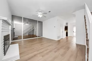 12500 Brookglade Cir, Houston, TX 77099 - Photo 6