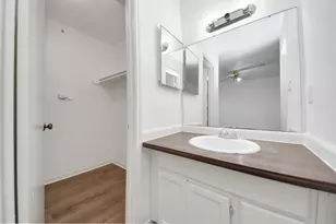 12500 Brookglade Cir, Houston, TX 77099 - Photo 22