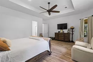 1216 S Hill St, Alvin, TX 77511 - Photo 28