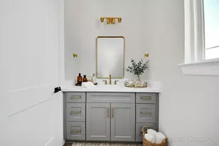 1605 Sylvester Rd, Houston, TX 77009 - Photo 8