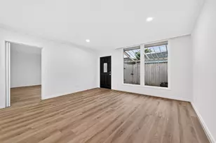 3300 Yorktown St, Houston, TX 77056 - Photo 10