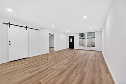 3300 Yorktown Street #28, Houston, TX 77056 - Photo 14