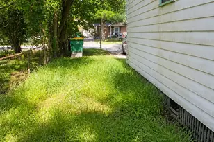 1914 Howell Ave, La Marque, TX 77568 - Photo 6