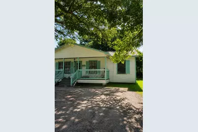 1914 Howell Avenue, La Marque, TX 77568 - Photo 2