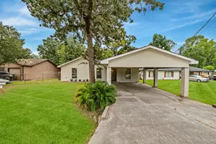 5518 Bretshire Dr, Houston, TX 77016 - Photo 2