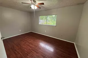 13015 Birch Grove Dr, Houston, TX 77099 - Photo 8