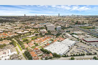 7130 Windwater Parkway N, Houston, TX 77036 - Photo 8
