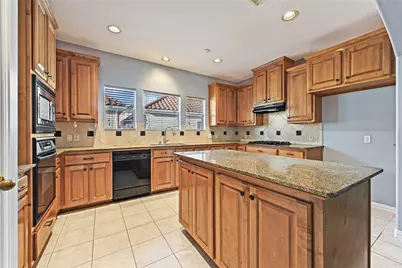 7130 Windwater Parkway N, Houston, TX 77036 - Photo 24