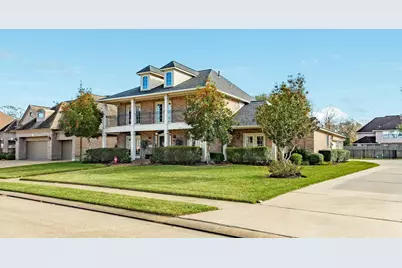 204 Arrowhead Drive, Lake Jackson, TX 77566 - Photo 1