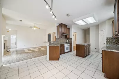 119 Lissa Lane, Sugar Land, TX 77479 - Photo 8