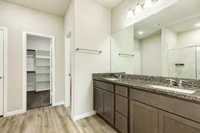 765 Rosewood Lane, Angleton, TX 77515 - Photo 16