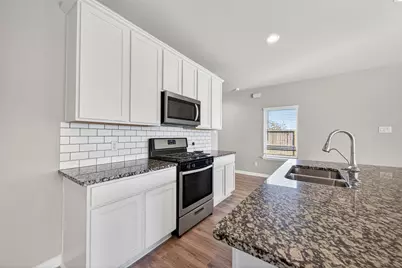 13009 Leisure Cove Drive, La Marque, TX 77568 - Photo 8