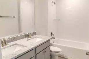 5 Keystone Ct, Angleton, TX 77515 - Photo 16