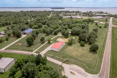 150 Air Park Drive, Livingston, TX 77351 - Photo 1