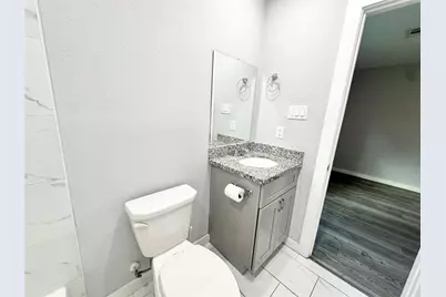 8215 Crestview Drive #B, Houston, TX 77028 - Photo 20