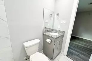 8215 Crestview Dr, Houston, TX 77028 - Photo 20