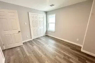 8215 Crestview Dr, Houston, TX 77028 - Photo 24