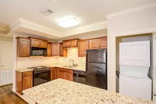 6503 Mapleridge St, Houston, TX 77081 - Photo 10