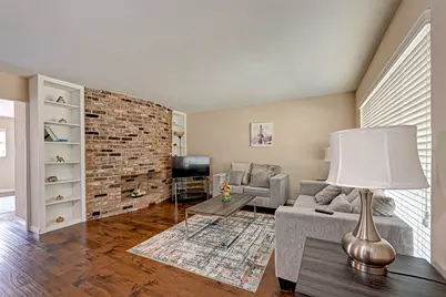 2121 Fountain View Drive #16, Houston, TX 77057 - Photo 10