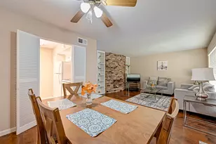 2121 Fountain View Dr, Houston, TX 77057 - Photo 6