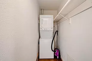2121 Fountain View Dr, Houston, TX 77057 - Photo 28