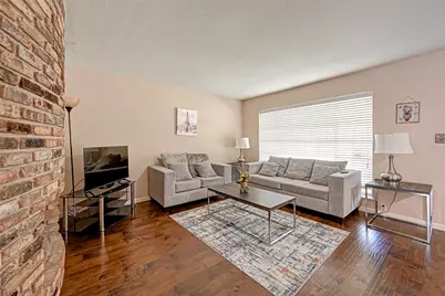 2121 Fountain View Drive #16, Houston, TX 77057 - Photo 8