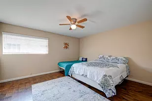 2121 Fountain View Dr, Houston, TX 77057 - Photo 20