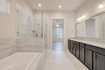 5838 E Post Oak Lane, Houston, TX 77055 - Photo 2