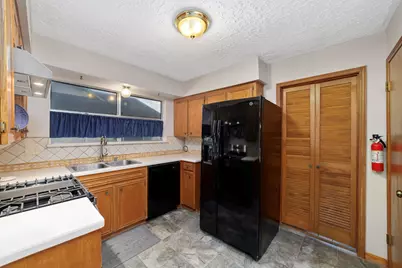 25902 Fairbrook Lane, Spring, TX 77373 - Photo 10
