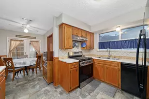 25902 Fairbrook Ln, Spring, TX 77373 - Photo 12