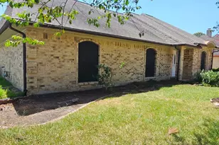 14819 Knightsway Dr, Houston, TX 77083 - Photo 2