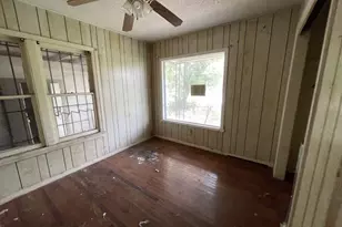 555 S Reagan St, San Benito, TX 78586 - Photo 12