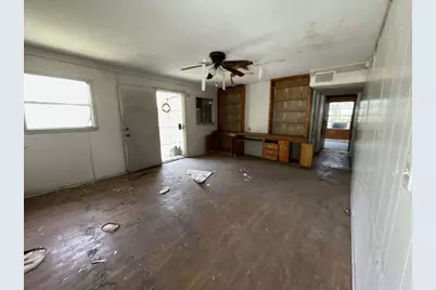 555 S Reagan Street, San Benito, TX 78586 - Photo 2