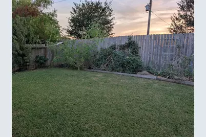2426 Heritage Court, Missouri City, TX 77489 - Photo 8